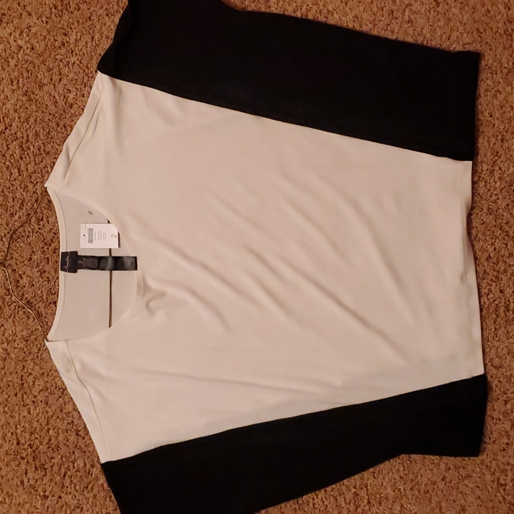 Choco's travelers size 2 top